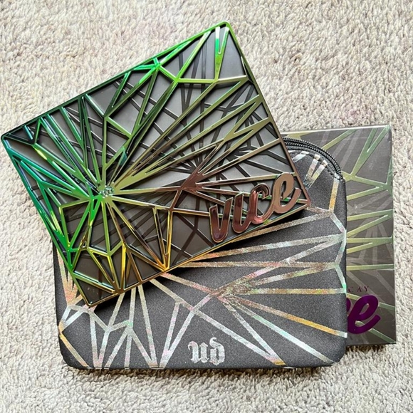 Urban Decay Vice - Picture 2 of 3